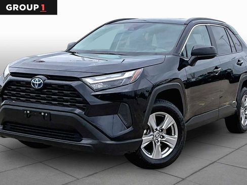 Certified 2024 Toyota RAV4 LE AWD/4WD image 1