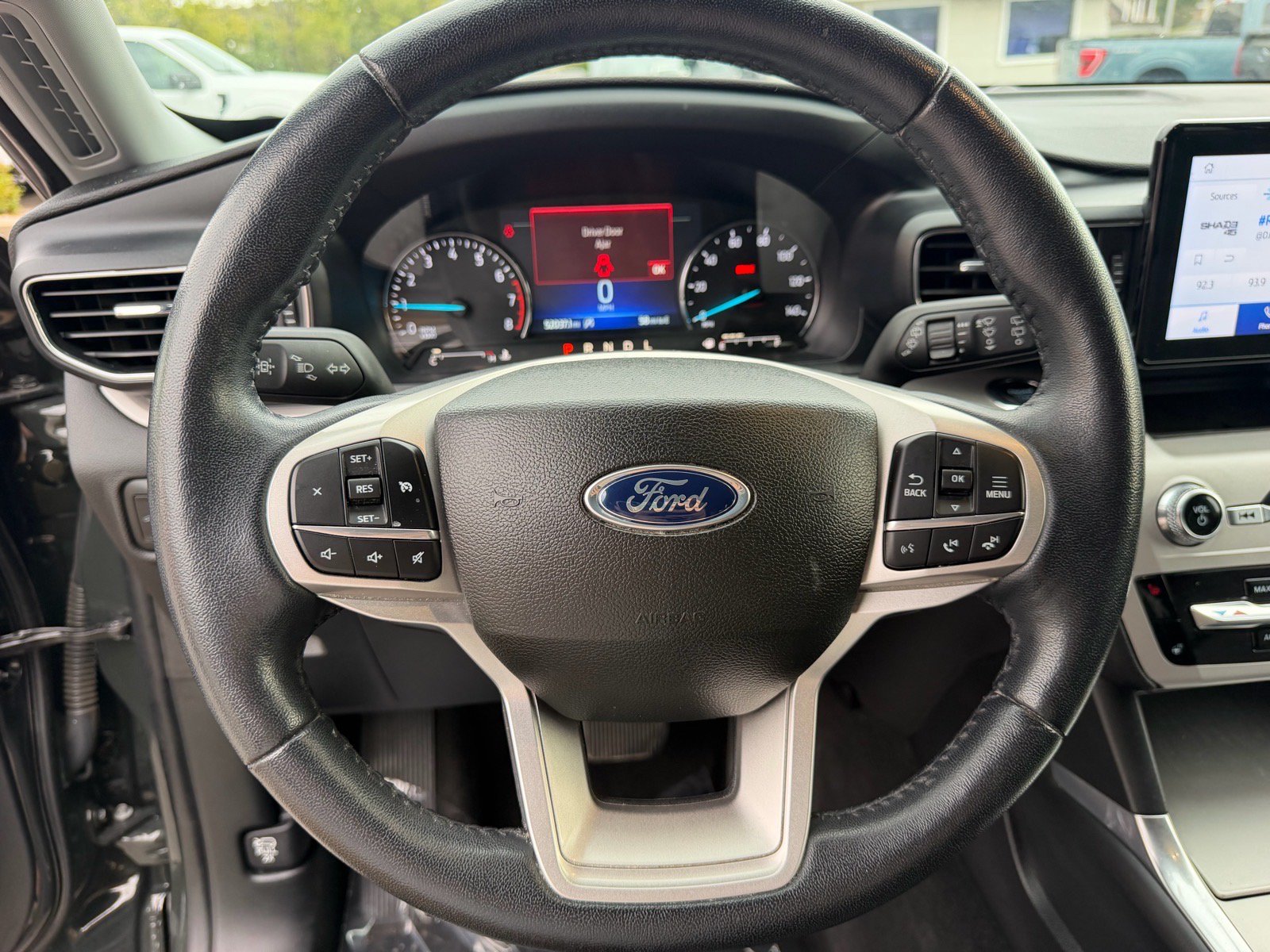 Used 2023 Ford Explorer XLT w/ Equipment Group 202A AWD/4WD image 22
