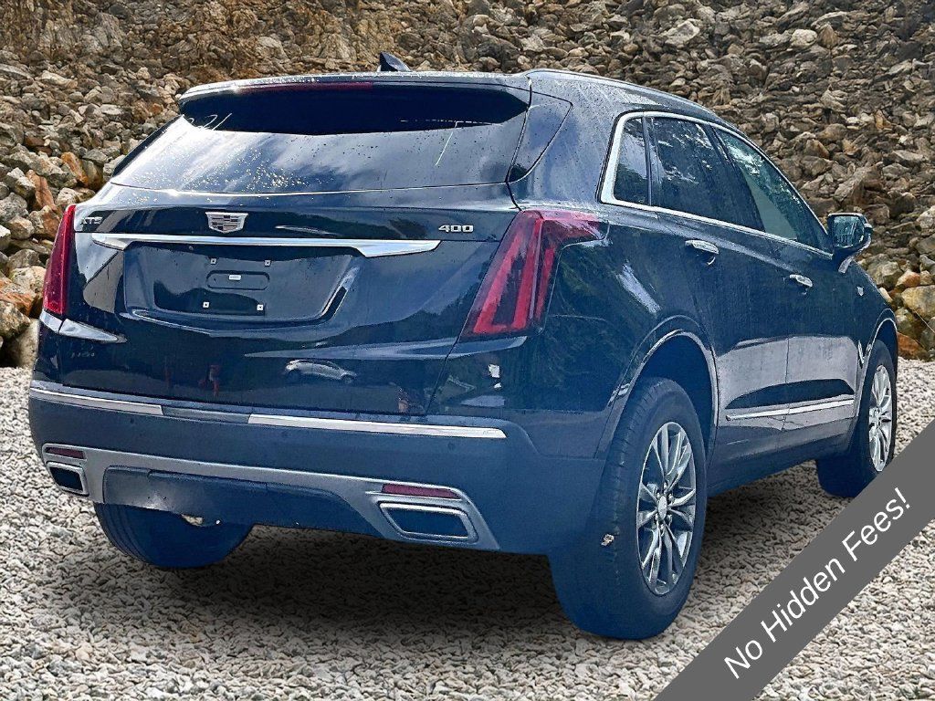 Used 2020 Cadillac XT5 Premium Luxury FWD image 2