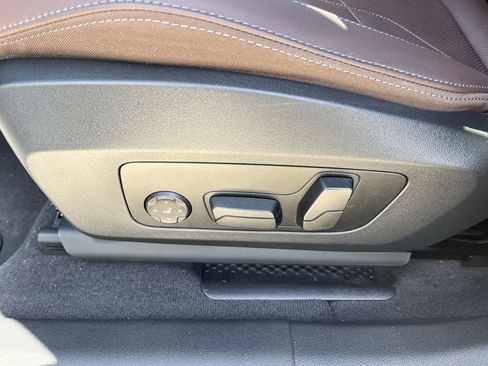 Used 2025 BMW X2 xDrive28i image 15