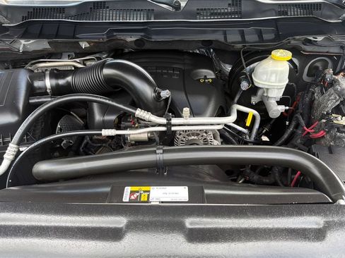 Used 2018 RAM 1500 Express w/ Express Value Package AWD/4WD image 20