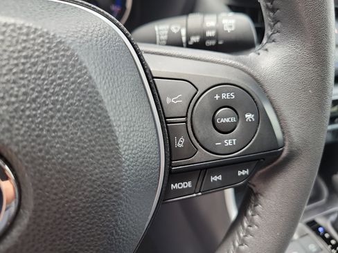 Certified 2024 Toyota RAV4 XSE AWD/4WD image 30