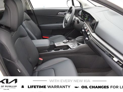 New 2026 Kia Sportage EX AWD/4WD image 16