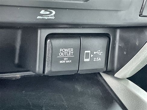 Used 2019 Honda Pilot Touring image 27