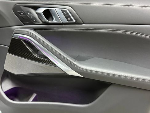 Used 2025 BMW X6 M60i image 50