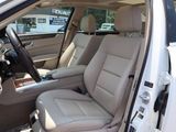 Used 2015 Mercedes-Benz E 250 BlueTEC 4MATIC Sedan image 2