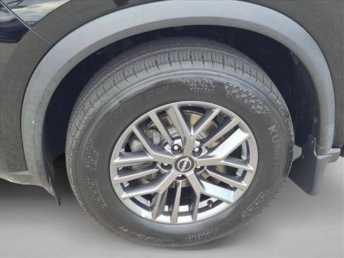 Used 2023 Nissan Rogue S AWD/4WD image 23