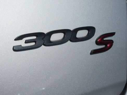 Used 2023 Chrysler 300 S w/ Comfort Group image 10