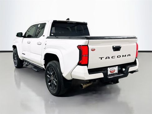 Used 2024 Toyota Tacoma SR5 image 6