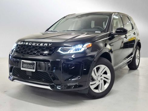 Used 2025 Land Rover Discovery Sport S image 1