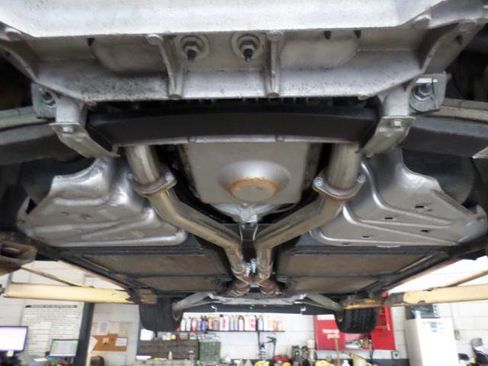 Used 2004 Chevrolet Corvette Convertible w/ Preferred Equipment Group image 27