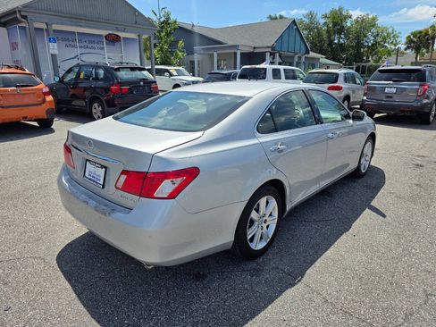 Used 2009 Lexus ES 350 FWD image 4