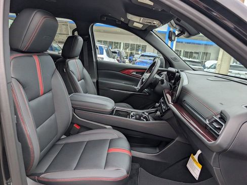 New 2026 Chevrolet Traverse RS image 16