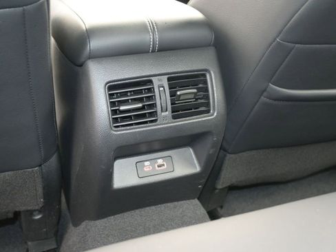 Used 2023 Nissan Altima 2.5 SL image 14