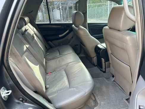 Used 2007 Toyota 4Runner Limited image 18