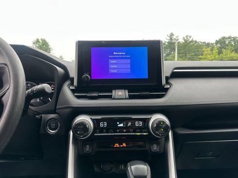 Used 2025 Toyota RAV4 XLE w/ Convenience Package AWD/4WD image 23