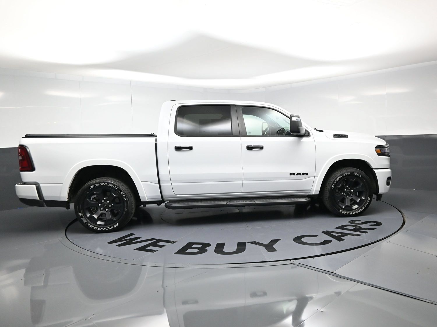 Used 2025 RAM 1500 Big Horn AWD/4WD image 10