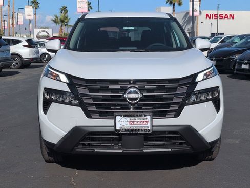 New 2026 Nissan Rogue SV image 7