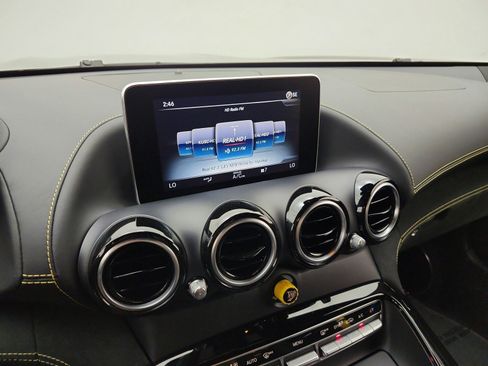 Used 2018 Mercedes-Benz AMG GT R image 10