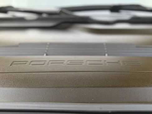 Used 2021 Porsche 718 Boxster Spyder image 18