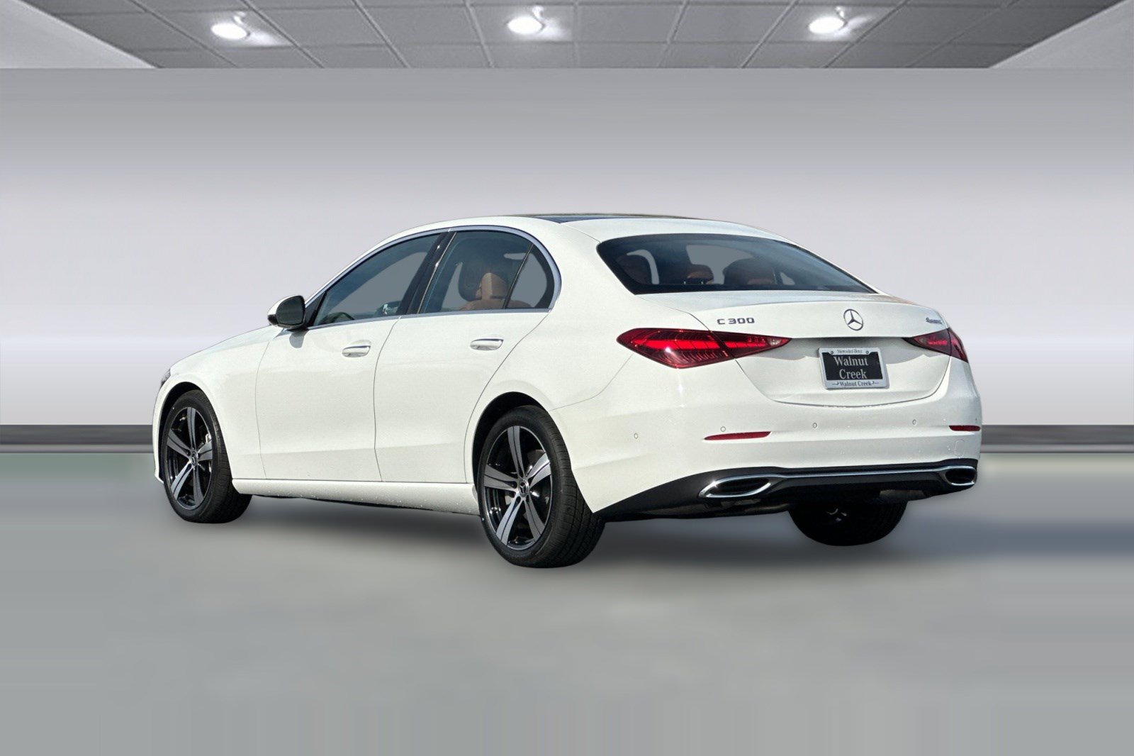 Used 2026 Mercedes-Benz C 300 4MATIC Sedan image 3
