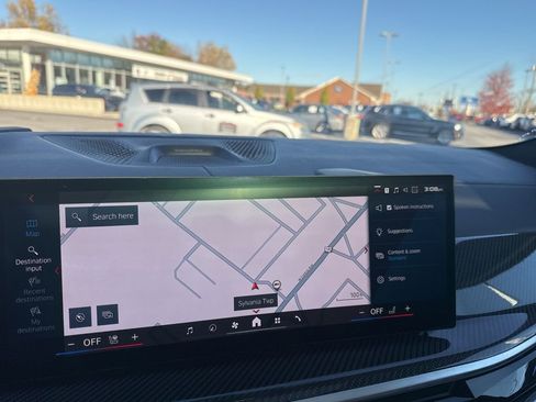 Used 2025 BMW X6 M Competition w/ Executive Package image 16