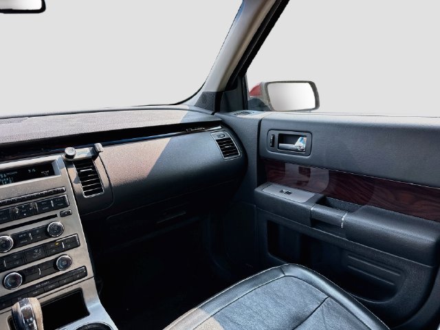 Used 2009 Ford Flex SEL FWD image 22