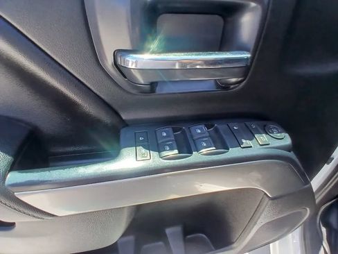 Used 2018 Chevrolet Silverado 1500 LT w/ All Star Edition AWD/4WD image 12