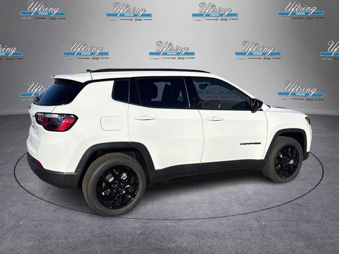 New 2026 Jeep Compass Latitude image 3
