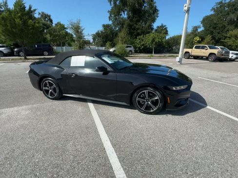 Used 2024 Ford Mustang Premium RWD image 9