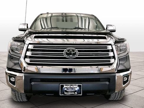 Used 2018 Toyota Tundra Limited w/ Limited Premium Package AWD/4WD image 3