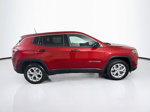 Used 2024 Jeep Compass Sport AWD/4WD image 10
