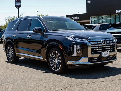 Certified 2024 Hyundai Palisade Calligraphy AWD/4WD image 6
