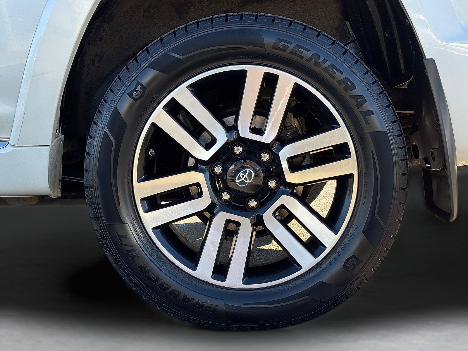 Used 2020 Toyota 4Runner Limited AWD/4WD image 13