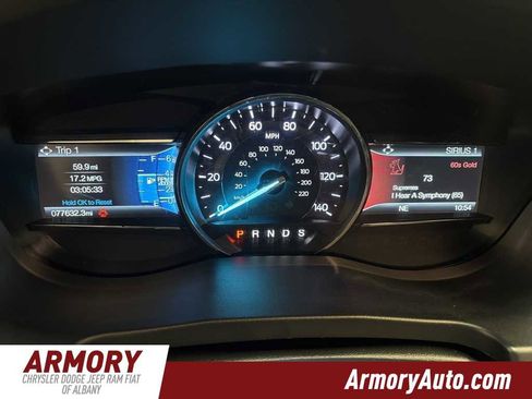 Used 2019 Ford Explorer XLT w/ Equipment Group 202A image 8