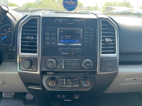 Used 2015 Ford F150 XLT AWD/4WD image 9