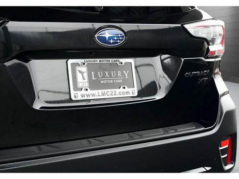 Used 2020 Subaru Outback Onyx Edition XT image 17