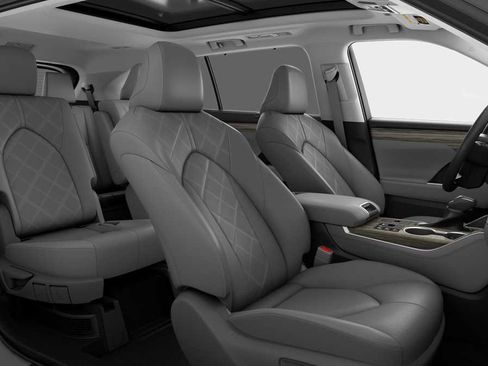 New 2026 Toyota Highlander Platinum image 20