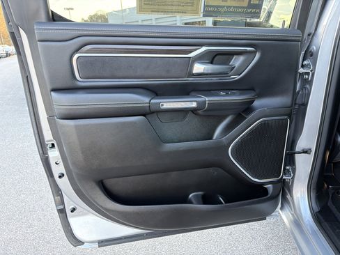 Used 2025 RAM 1500 Laramie image 22
