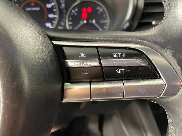 Used 2020 MAZDA MAZDA3 Hatchback w/ Premium Package FWD image 12
