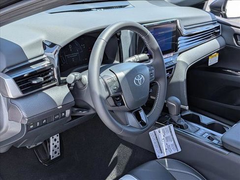 New 2026 Toyota Camry SE FWD image 3