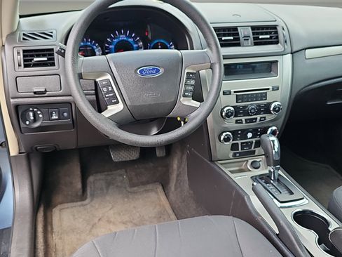 Used 2012 Ford Fusion SE image 16