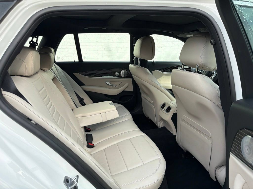 Used 2019 Mercedes-Benz E 450 4MATIC Wagon image 9