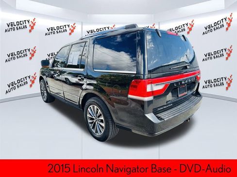 Used 2015 Lincoln Navigator 2WD image 5
