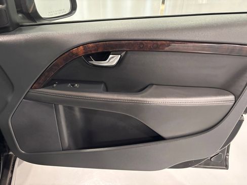 Used 2016 Volvo S80 T5 w/ Inscription Package image 21