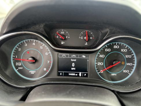 Used 2017 Chevrolet Cruze LT image 11