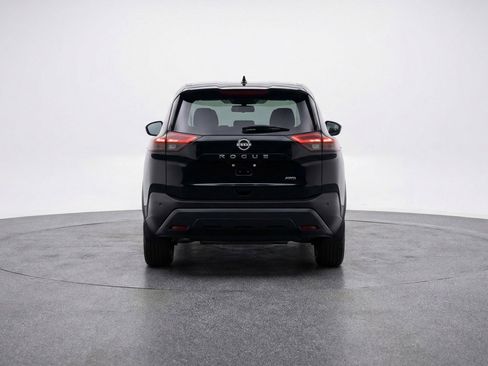 Used 2025 Nissan Rogue SV image 7