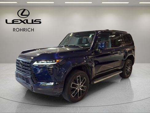 Used 2024 Lexus GX 550 w/ Accessory Package (Z1) AWD/4WD image 1