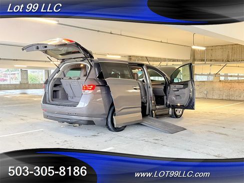 Used 2014 Honda Odyssey EX-L image 11