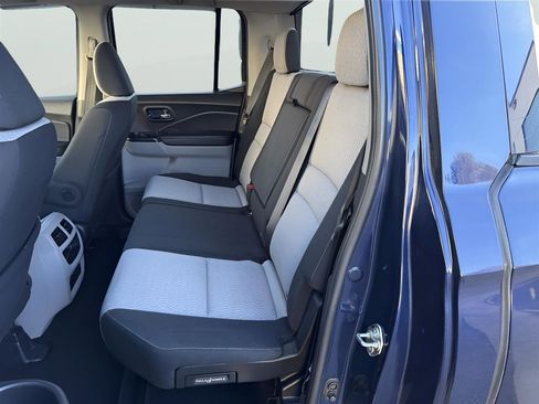 Used 2017 Honda Ridgeline RTS image 16